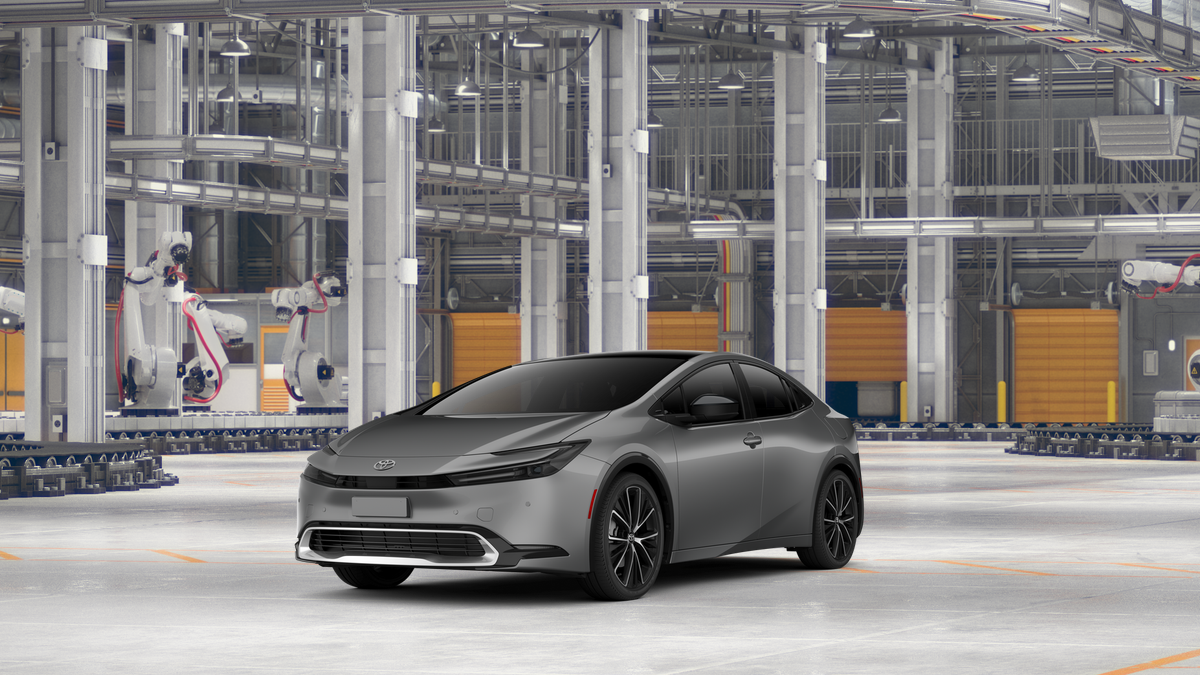 2026 Toyota Prius XLE's photo