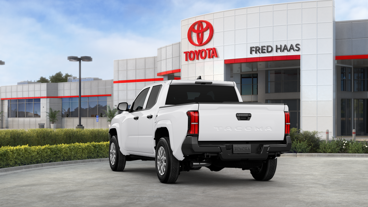 2025 Toyota Tacoma SR Double Cab photo 8