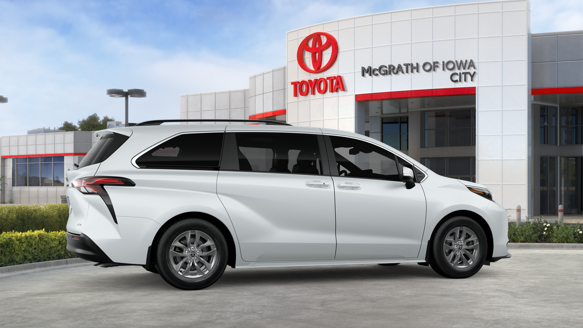 New 2026 Wind Chill Pearl <sup>1</sup> Toyota  XLE image 13