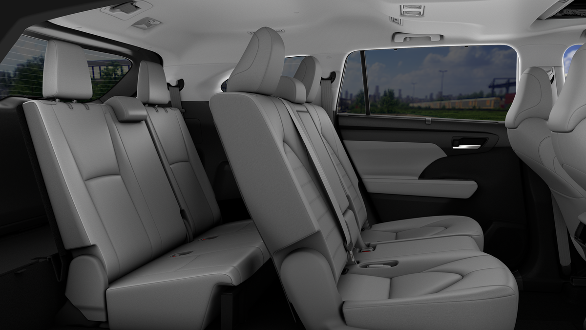 New 2026 Toyota Highlander Hybrid SUV