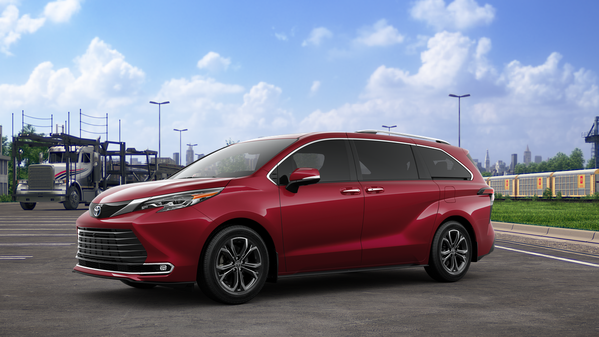 2025 Toyota Sienna Platinum photo 2