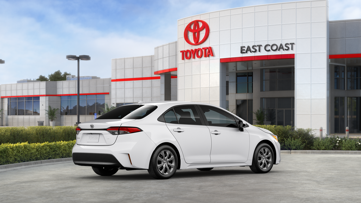 2025 Toyota Corolla LE photo 11
