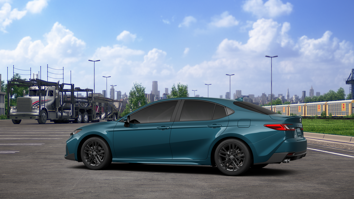 Camry SE 2.5L 4-Cyl. Engine All-Wheel Drive [4]