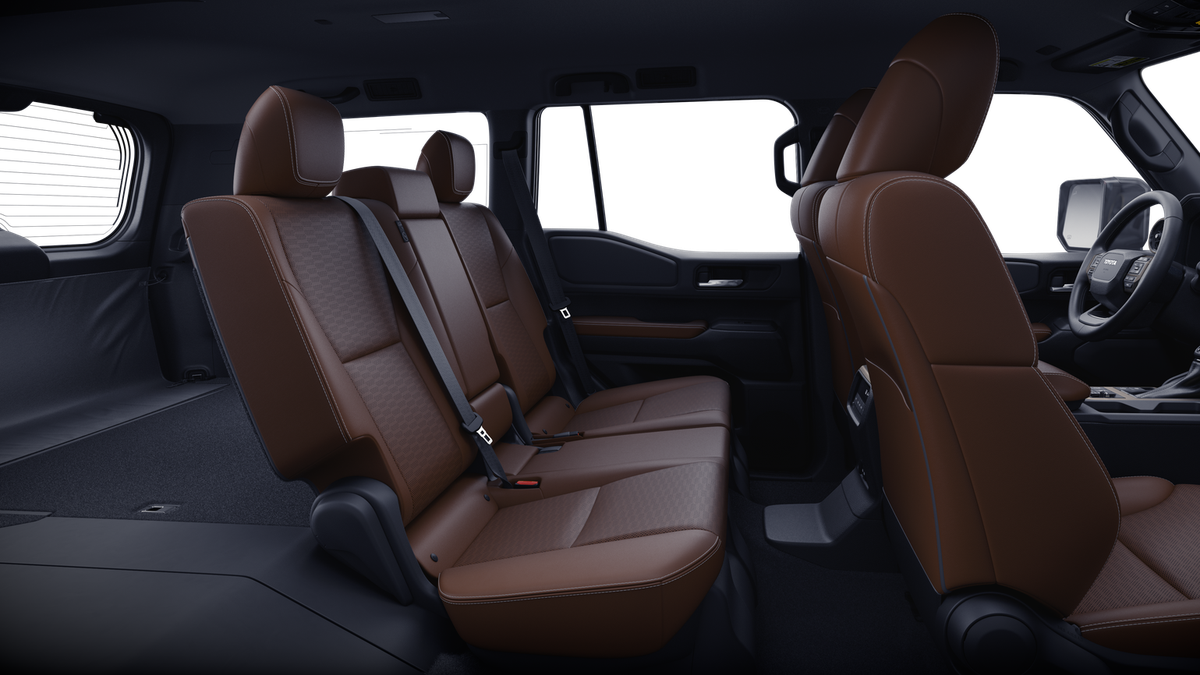 New 2027 Wind Chill Pearl <sup>1</sup> Toyota  image 3