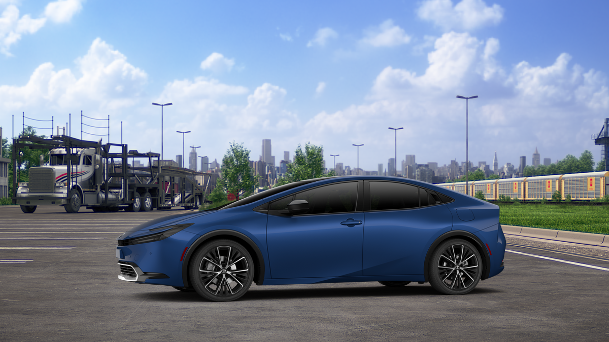Prius XLE 2.0L 4-Cyl. Hybrid Engine Front-Wheel Drive [2]