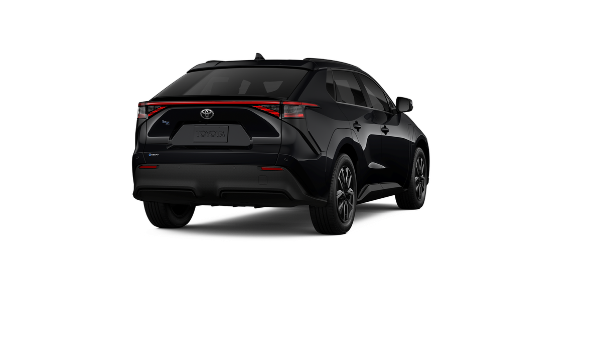 2026 Toyota bZ XLE - Photo 31