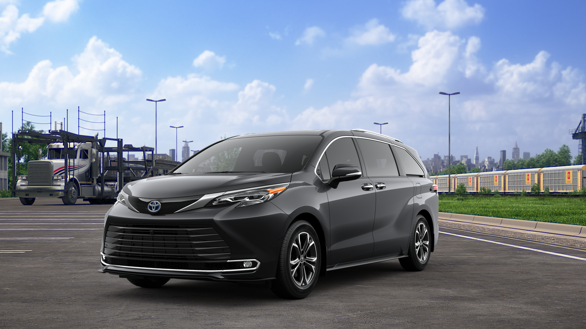 2025 Toyota Sienna Platinum