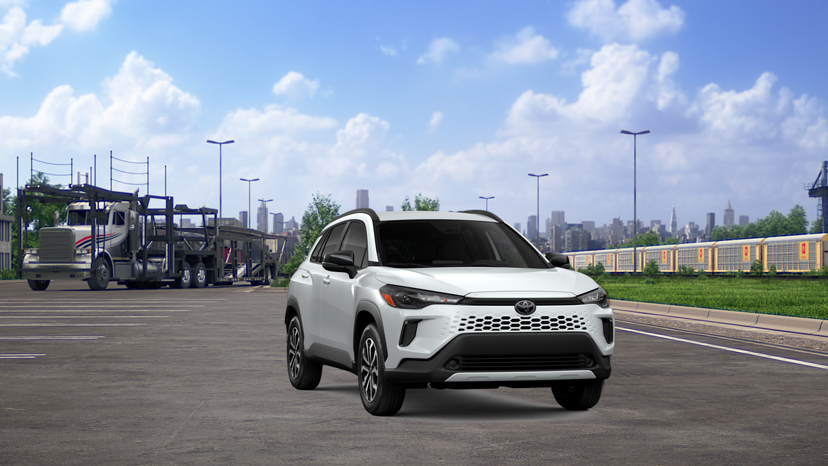 New 2026 Wind Chill Pearl <sup>1</sup> Toyota  SE image 18