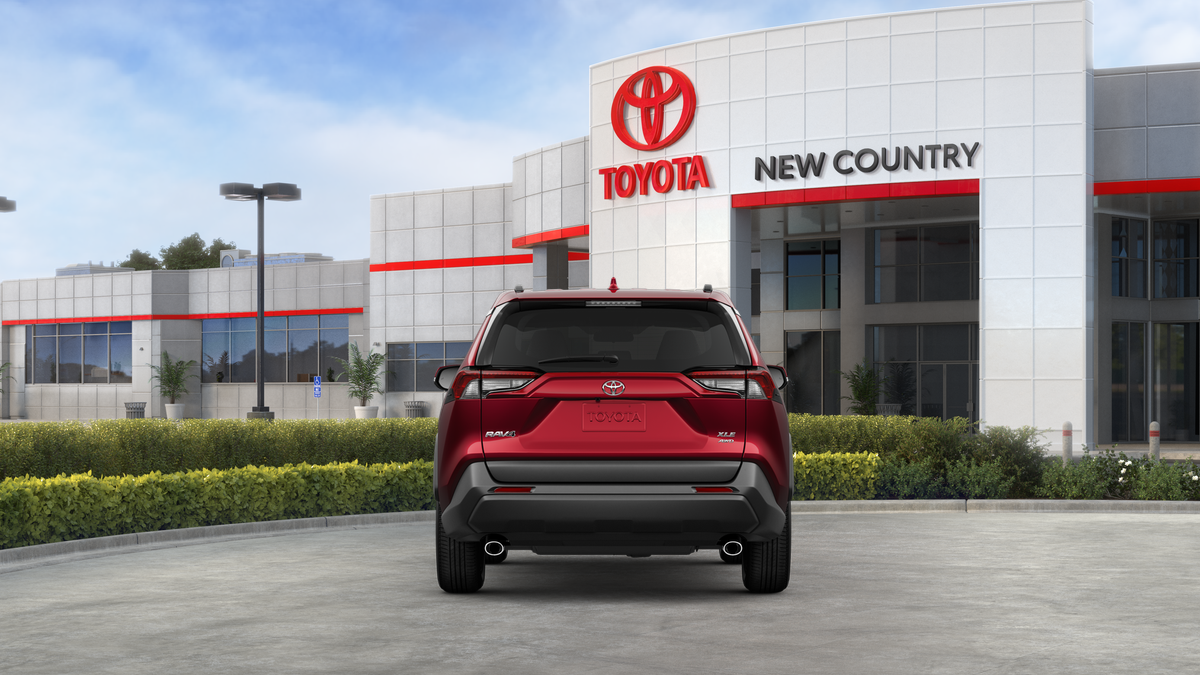 2025 Toyota RAV4 XLE photo 4