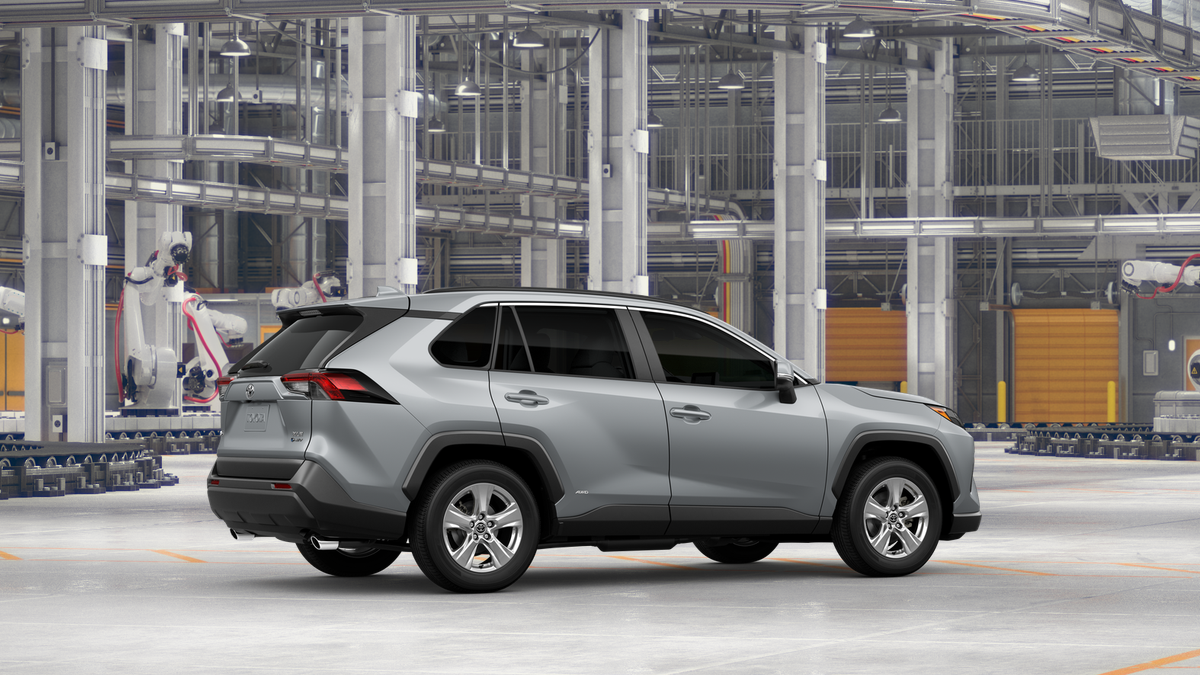 2025 Toyota RAV4 Hybrid XLE photo 12