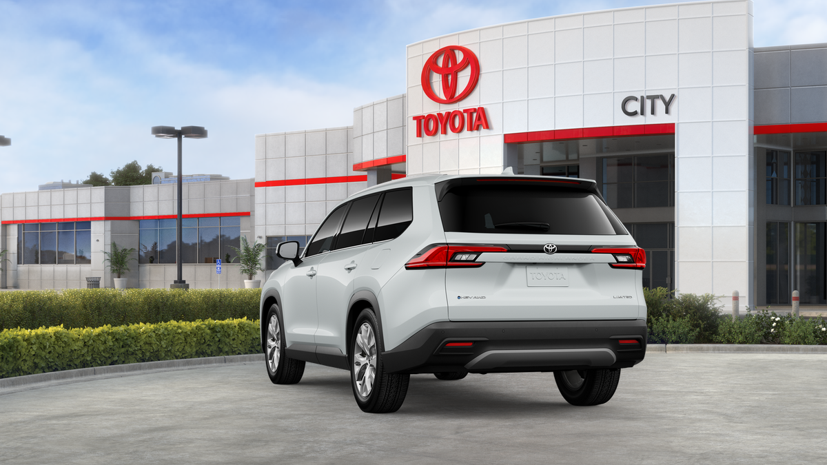 New 2026 Wind Chill Pearl <sup>1</sup> Toyota  Limited image 9