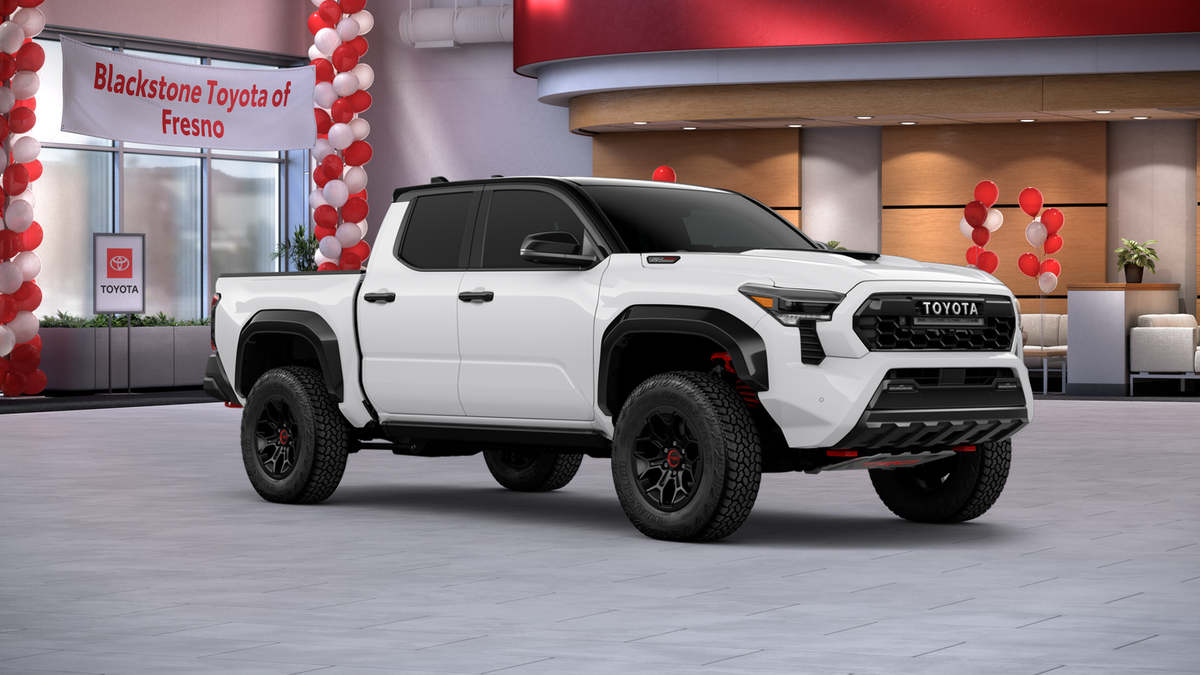 2025 Toyota Tacoma TRD Pro - Photo 18