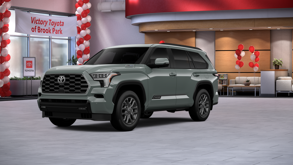 2026 Toyota Sequoia Platinum 4WD i-FORCE MAX Hybrid's photo