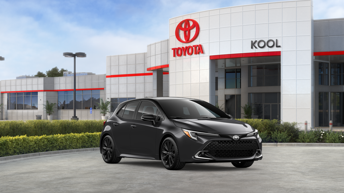 2026 Toyota Corolla Hatchback XSE - Photo 35
