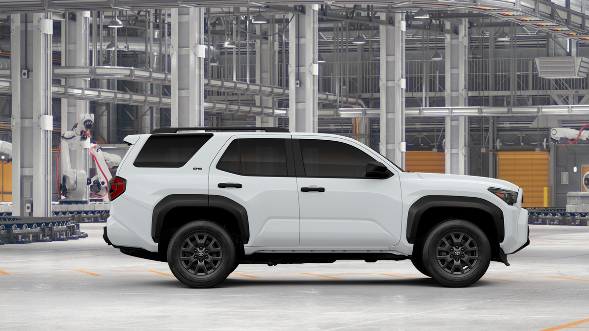 2025 Toyota 4Runner SR5 photo 12