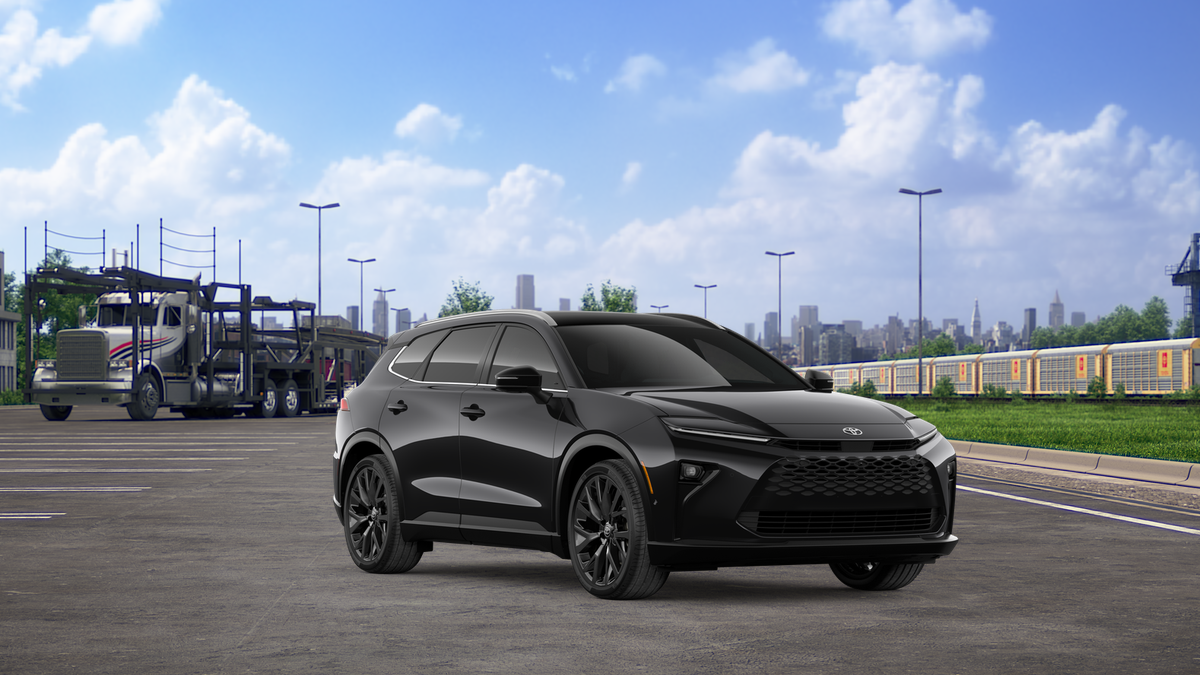 2026 Toyota Crown Signia Limited - Photo 17