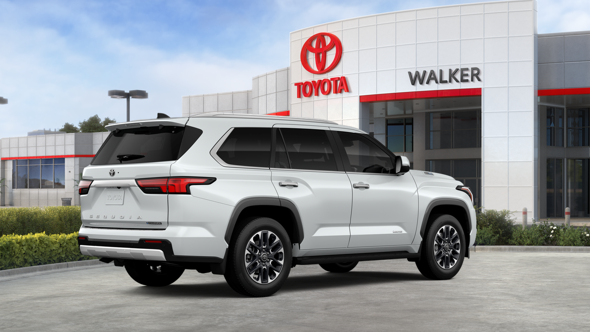 New 2026 Wind Chill Pearl <sup>1</sup> Toyota  Limited image 12