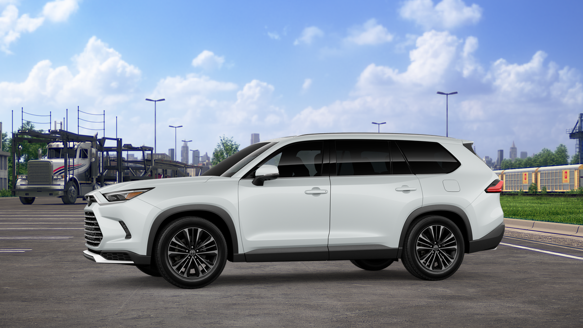 2026 Toyota Highlander Hybrid Platinum photo 4