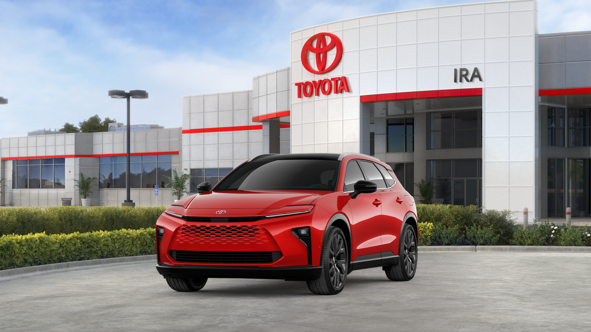 2025 Toyota Crown Signia