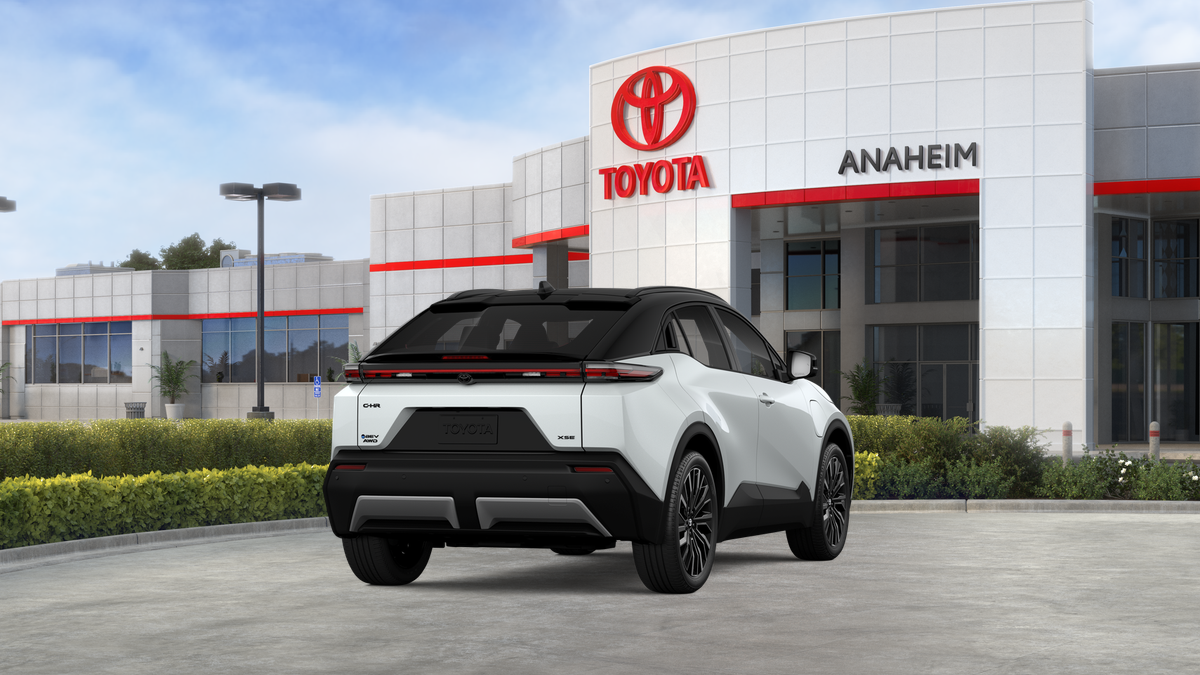 2026 Toyota C-HR XSE - Photo 31