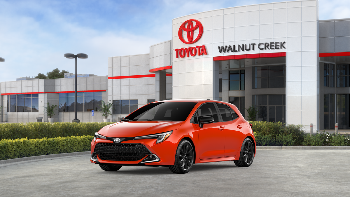 2027 Toyota Corolla Hatchback XSE