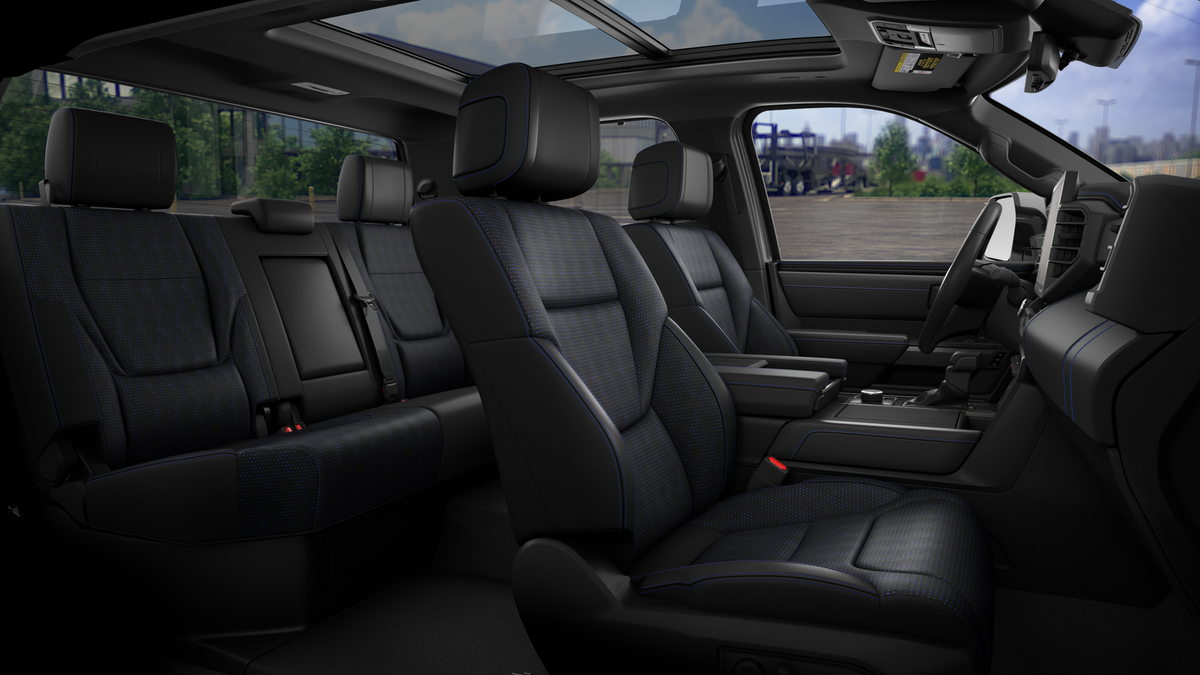2026 Toyota Tundra Platinum CrewMax photo 17