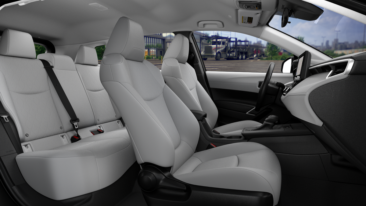 2026 Toyota Corolla Cross L photo 14