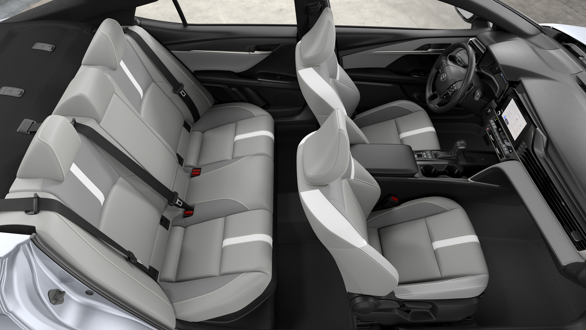 2025 Toyota Camry SE photo 15