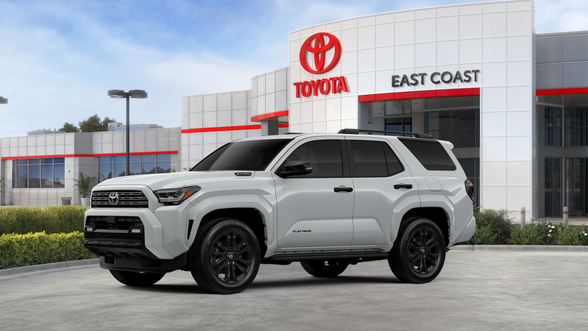 New 2026 Wind Chill Pearl <sup>1</sup> Toyota 4Runner Platinum image 4