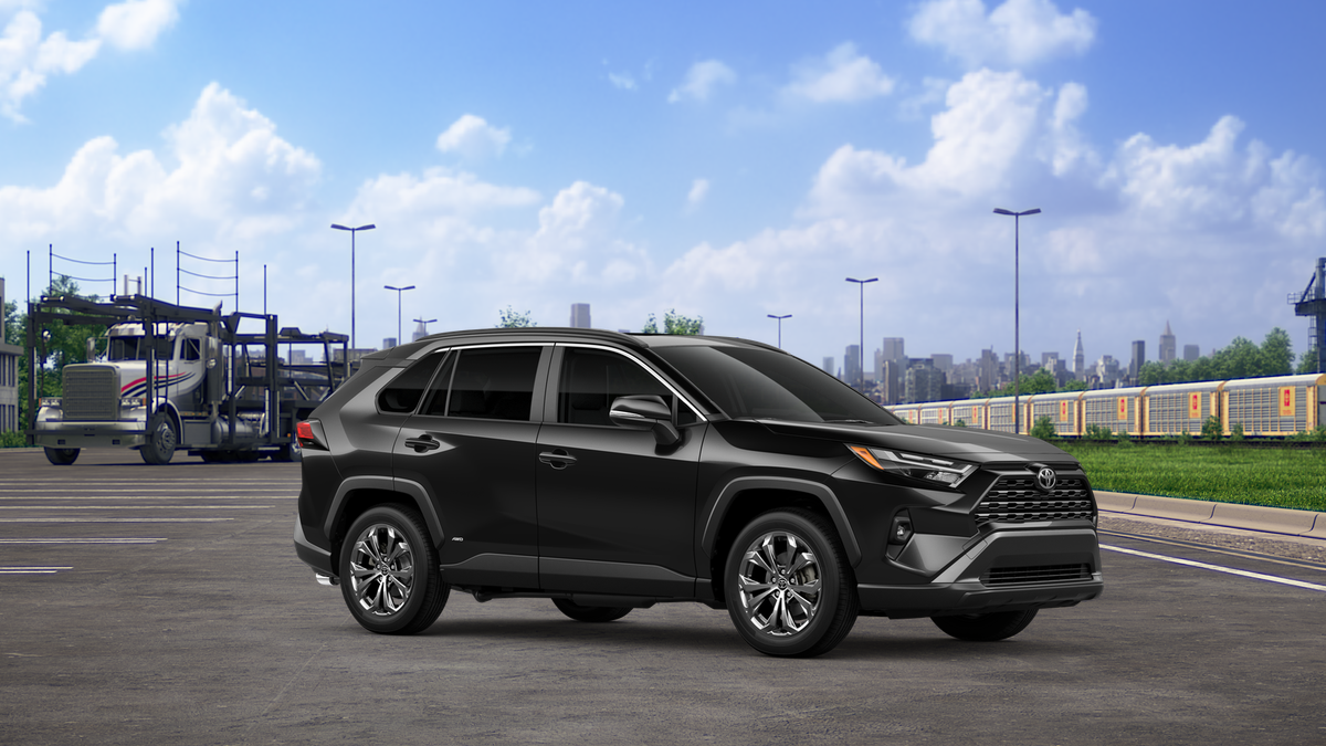 2025 Toyota RAV4 Hybrid XLE Premium photo 7
