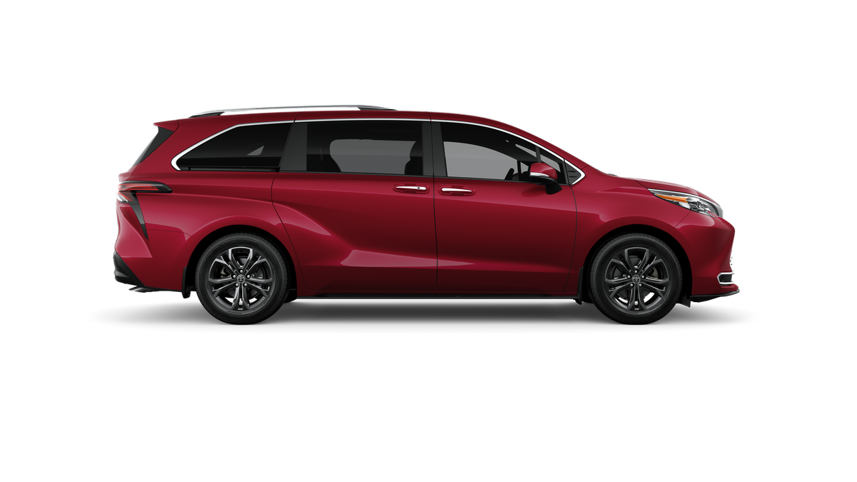 New 2026 Ruby Flare Pearl <sup>1</sup> Toyota  Platinum image 14