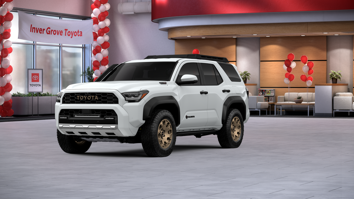 2025 Toyota 4Runner Trailhunter's photo