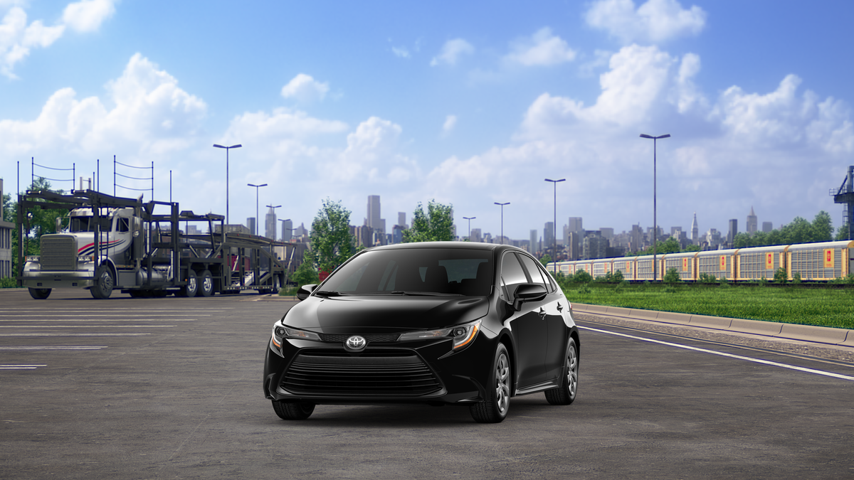 2025 Toyota Corolla LE photo 18