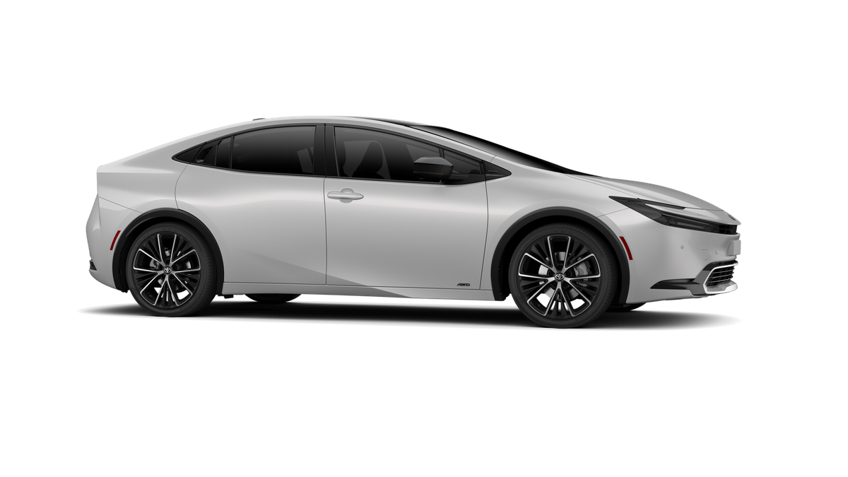 2026 Toyota Prius XLE photo 14