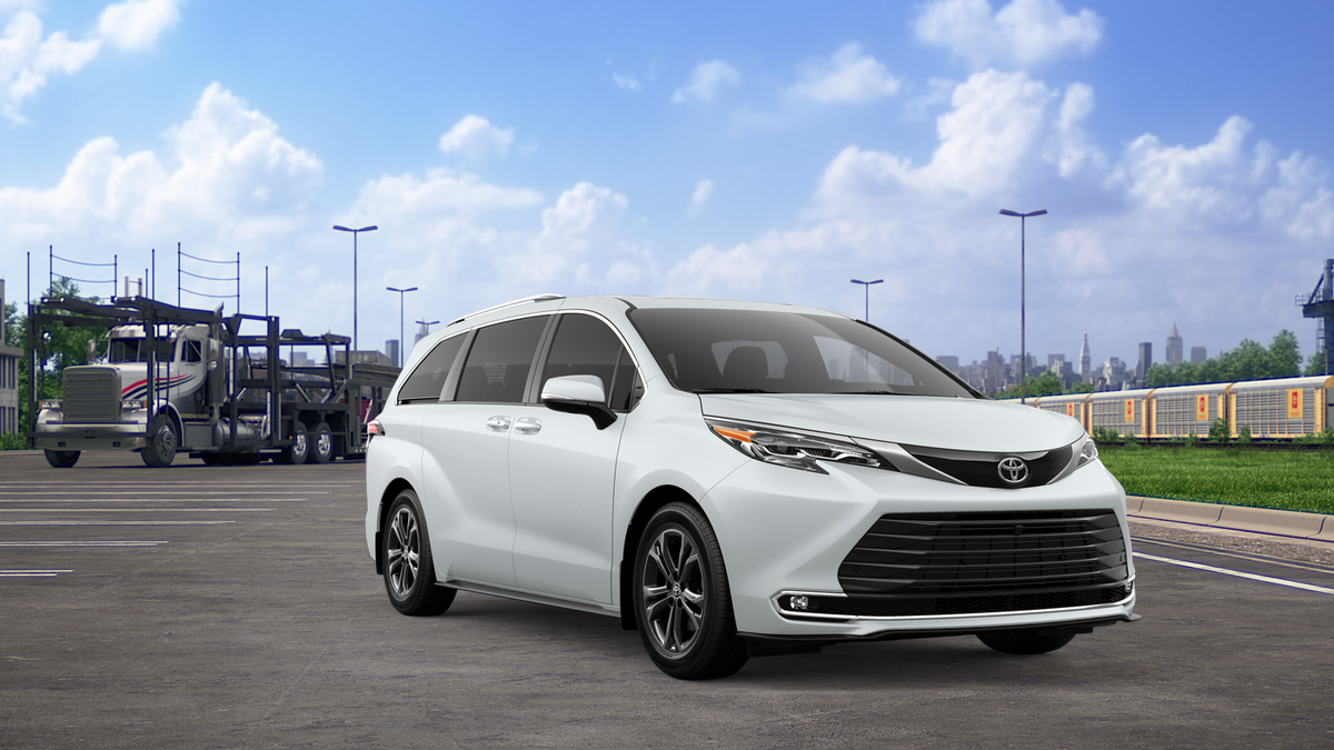 New 2026 Wind Chill Pearl <sup>1</sup> Toyota  Platinum image 17