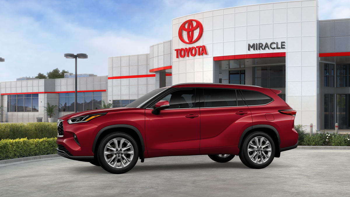 New 2026 Toyota Highlander SUV