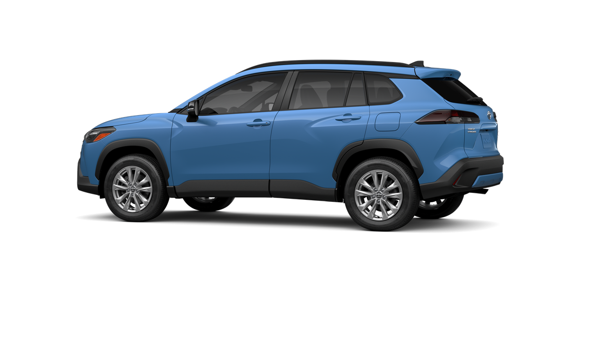 2026 Toyota Corolla Cross LE photo 3