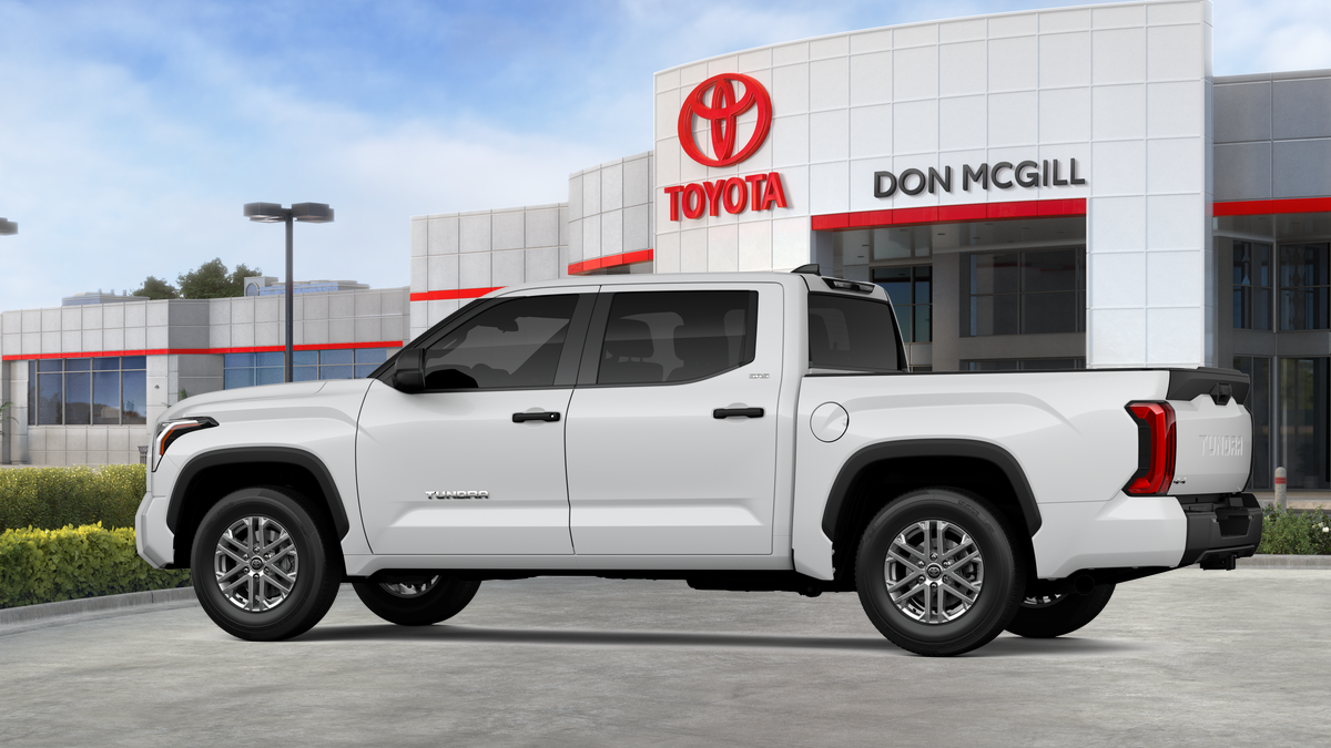 2026 Toyota Tundra SR5 CrewMax photo 7