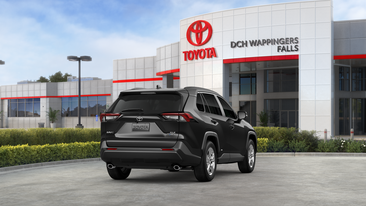 2025 Toyota RAV4 Hybrid XLE photo 2