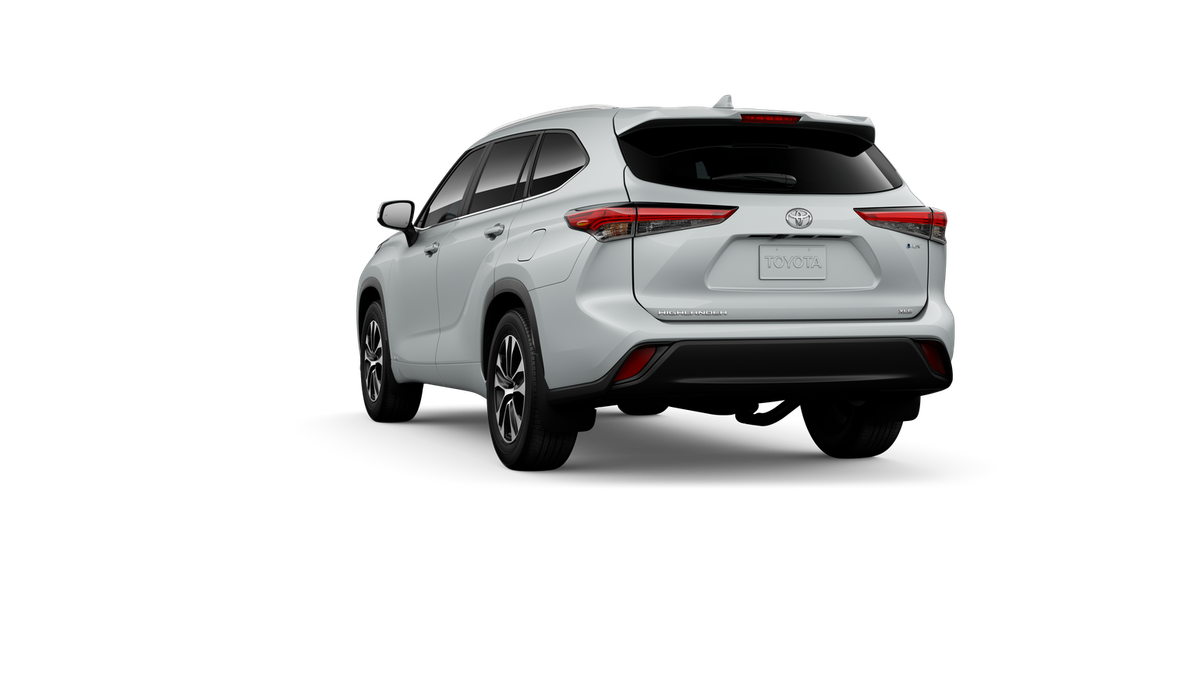 Certified Used 2026 Beige Toyota XLE image 7