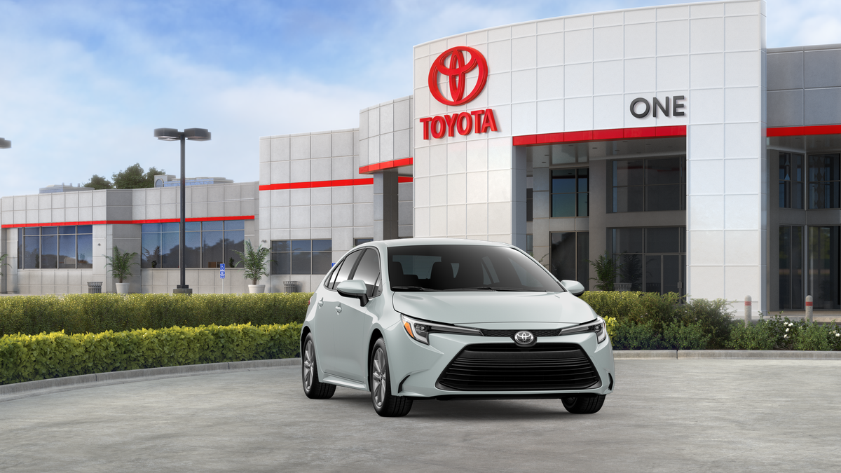 New 2026 Wind Chill Pearl <sup>1</sup> Toyota  LE image 44