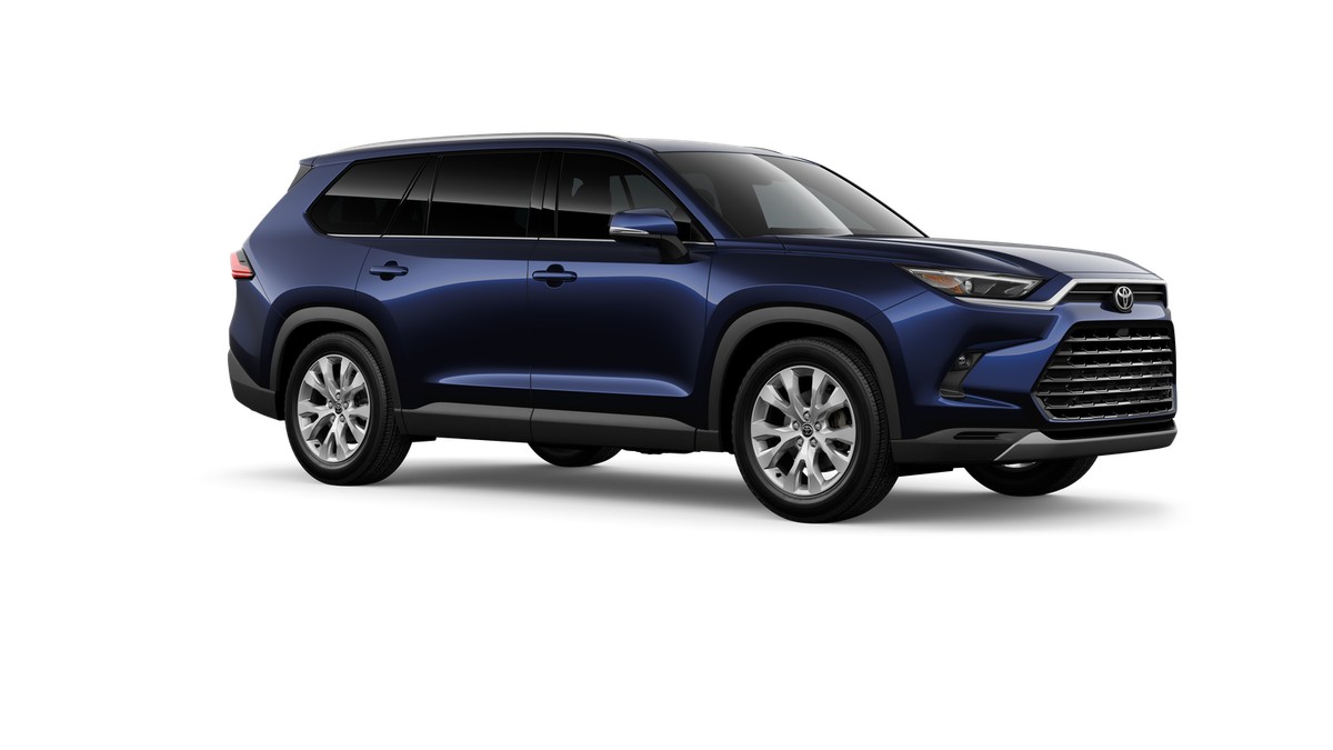 2026 Toyota Highlander Hybrid Limited photo 9