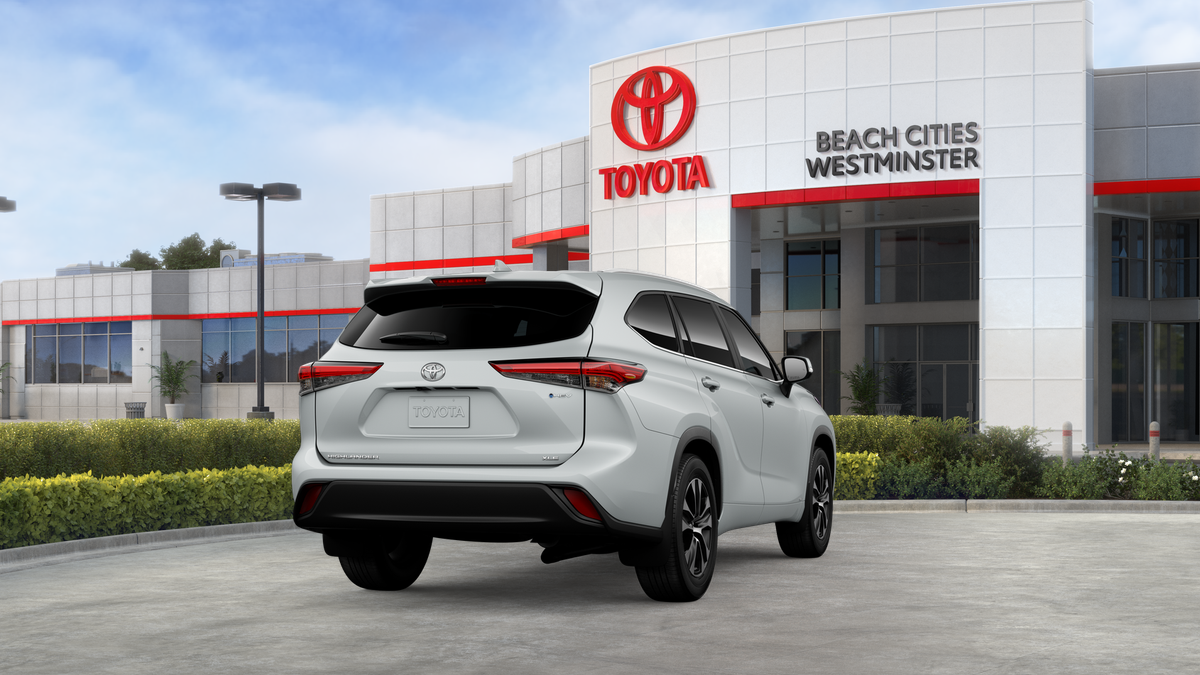 New 2026 Wind Chill Pearl <sup>1</sup> Toyota  XLE image 12
