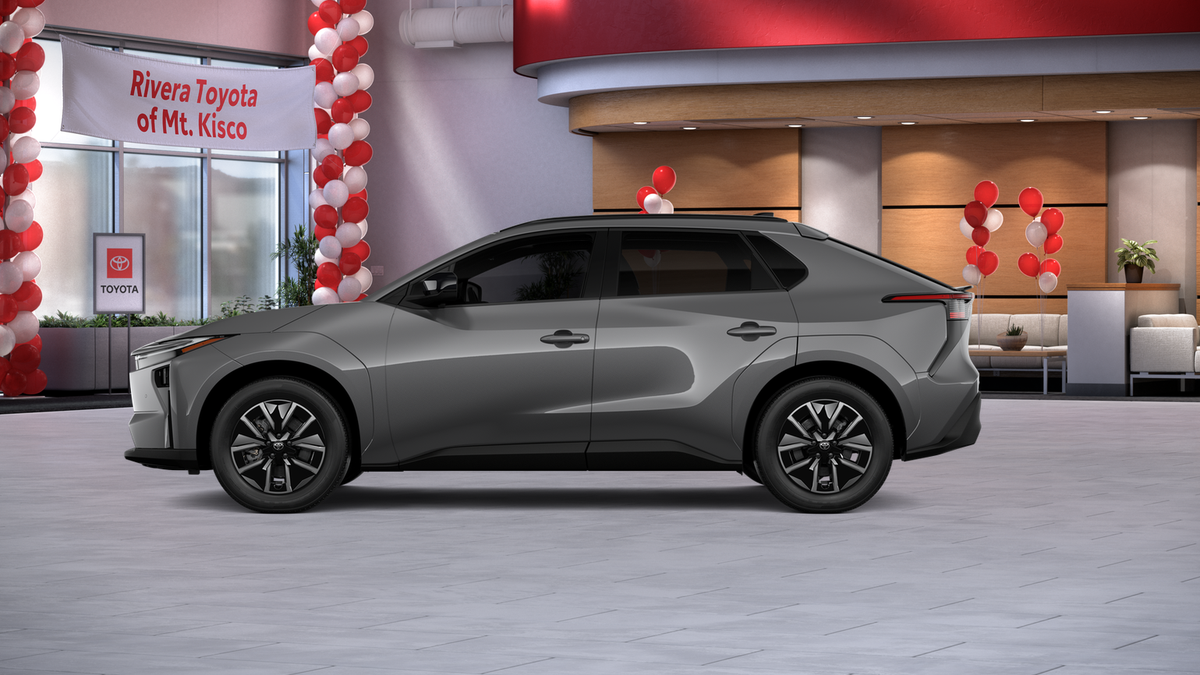 2026 Toyota bZ XLE - Photo 6