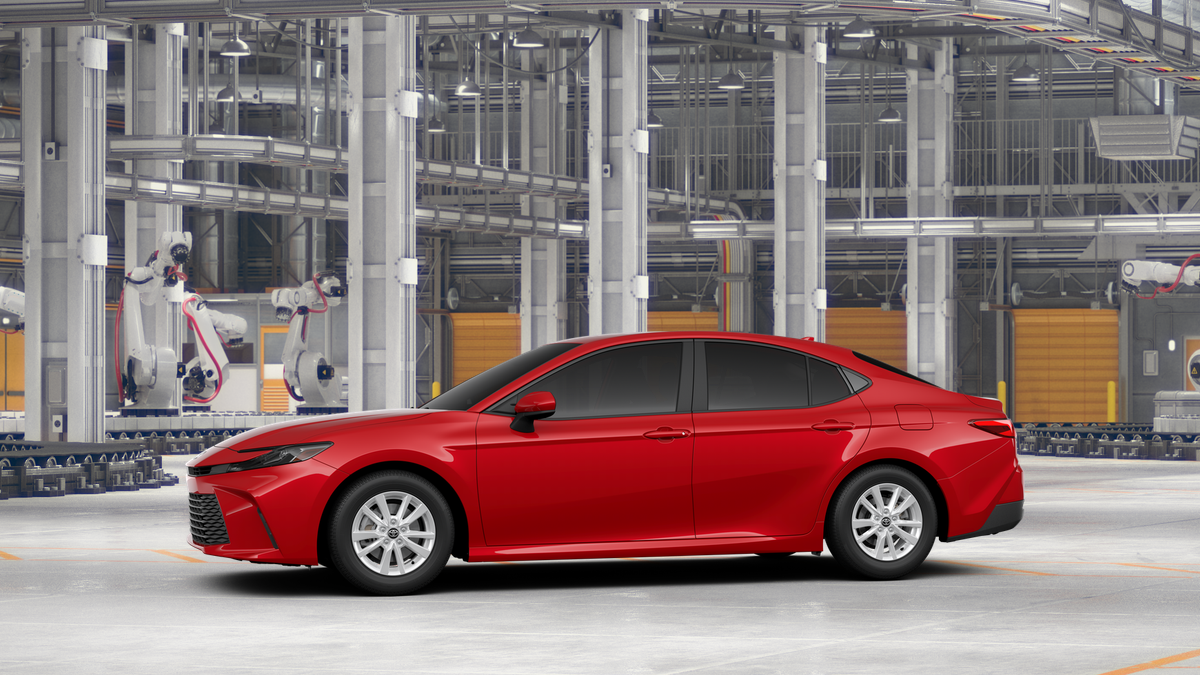 2026 Toyota Camry LE photo 3