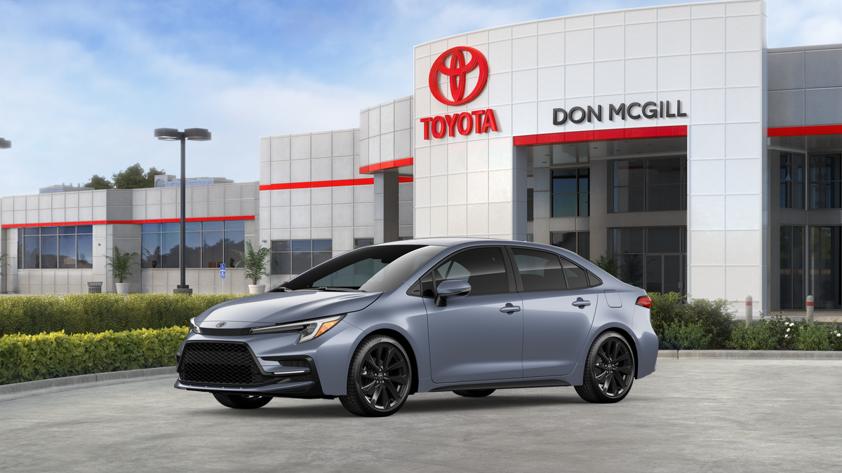 2026 Toyota Corolla SE photo 3