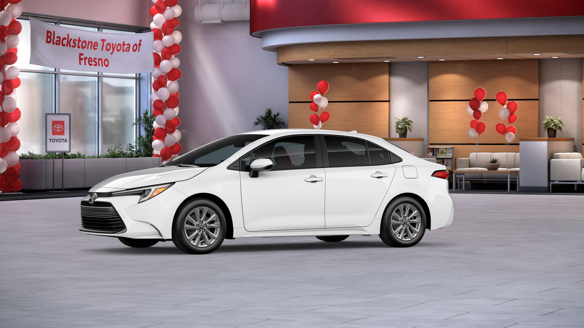 2026 Toyota Corolla SE Premium XLE photo 4