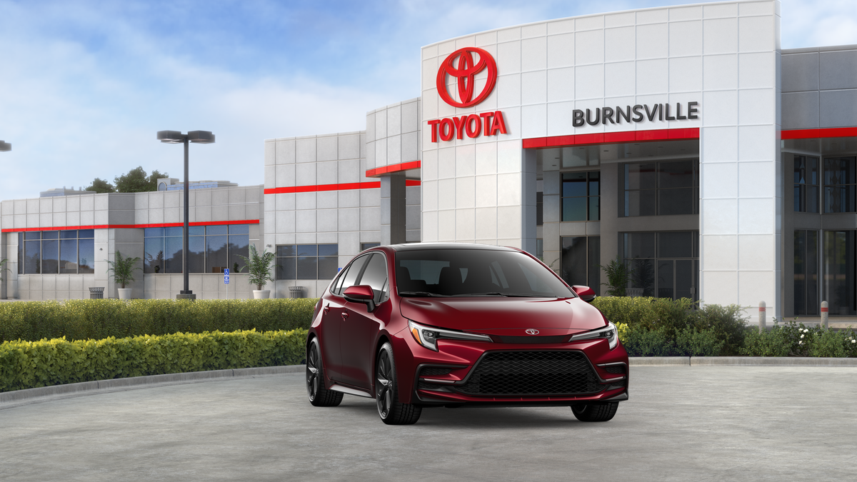 New 2026 Ruby Flare Pearl with Midnight Black Metallic roof <sup>1</sup> Toyota  SE image 18