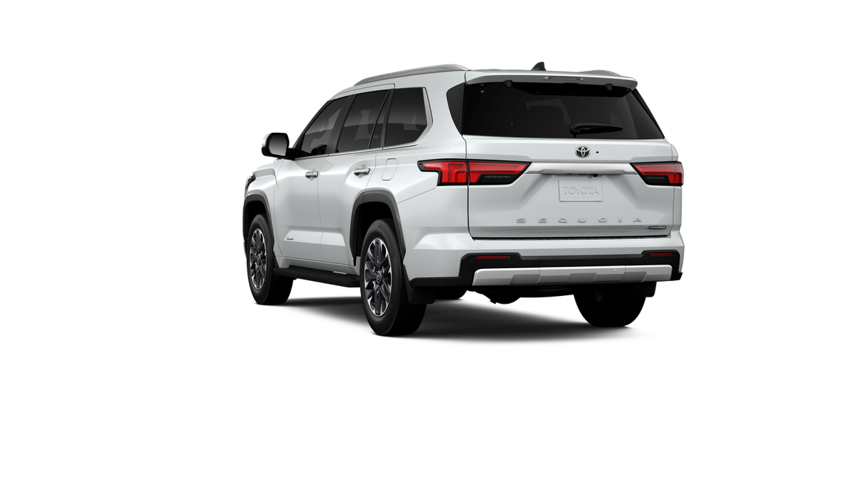 New 2026 Wind Chill Pearl <sup>1</sup> Toyota  Limited image 9