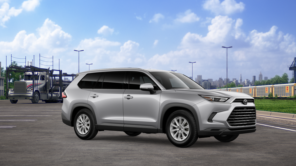 2026 Toyota Highlander Hybrid XLE photo 14
